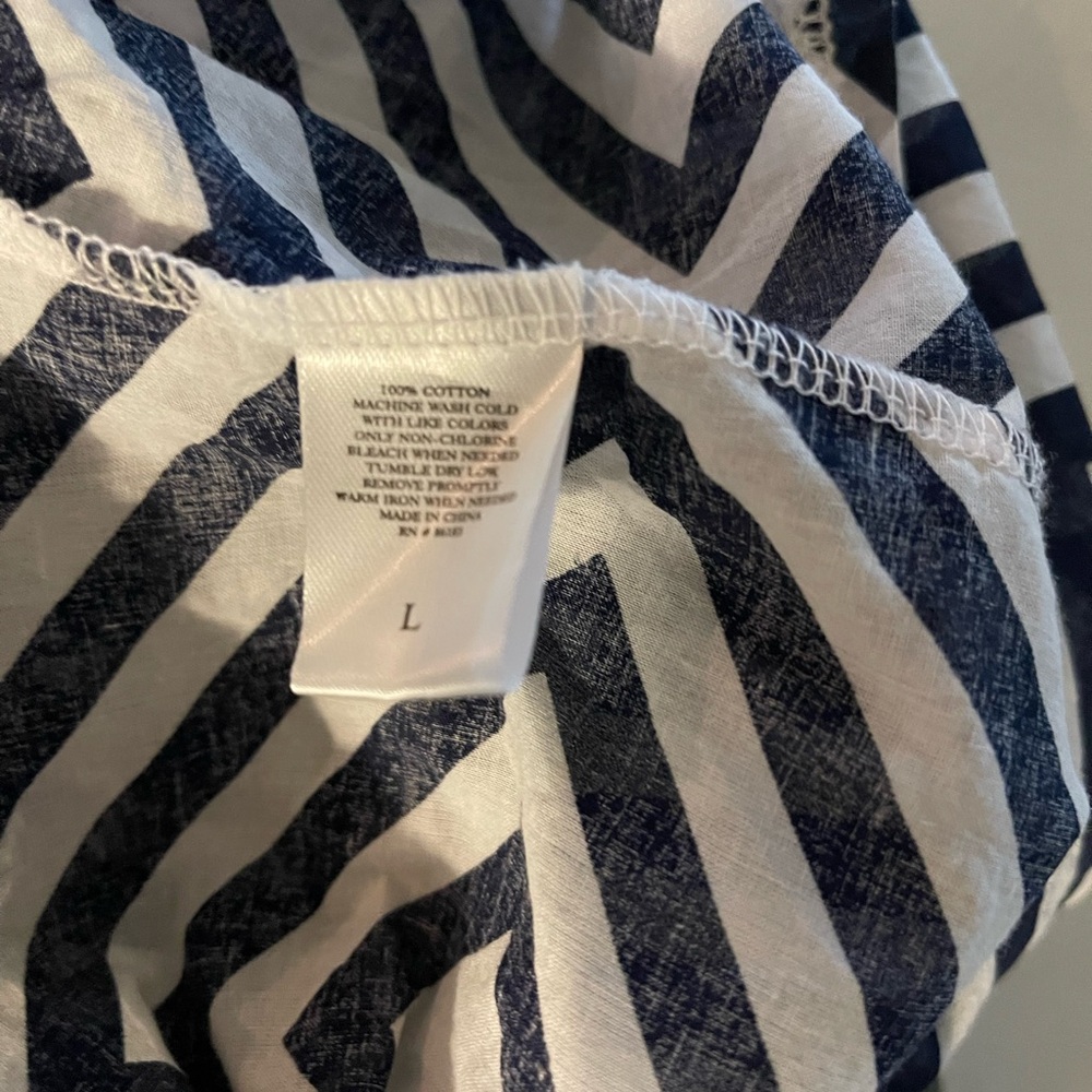 Geometric Patterned Sleeveless Dress bathing suit coverup blue and white Size L‎ - Picture 7 of 9